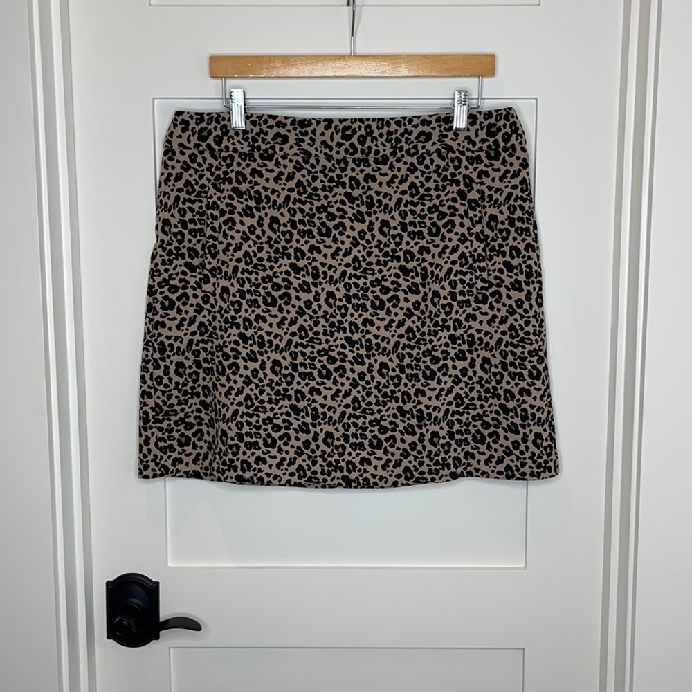 Leopard skirt